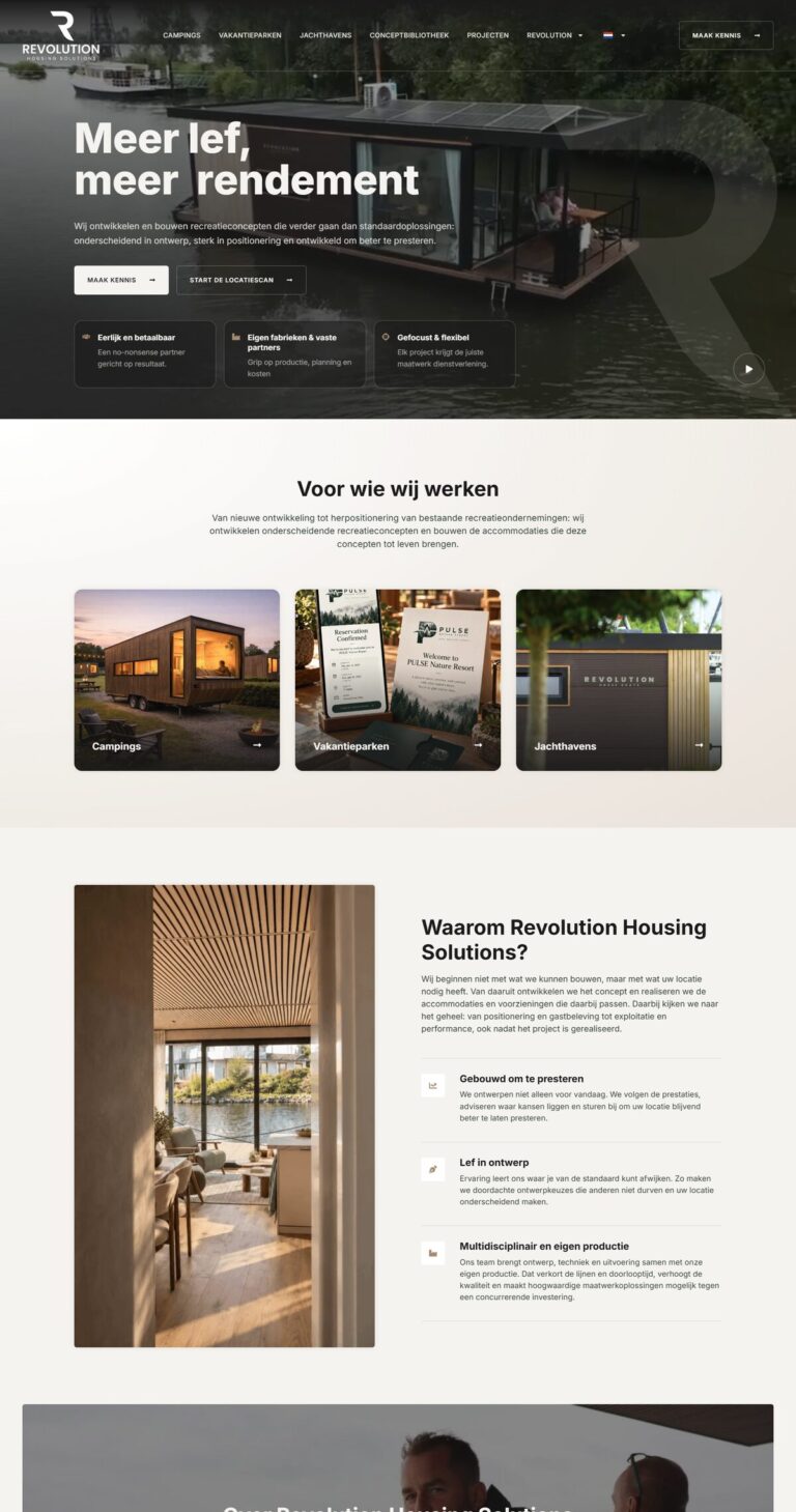 Homepage van de website van Revolution Housing Solutions (revolutionhousingsolutions.com)